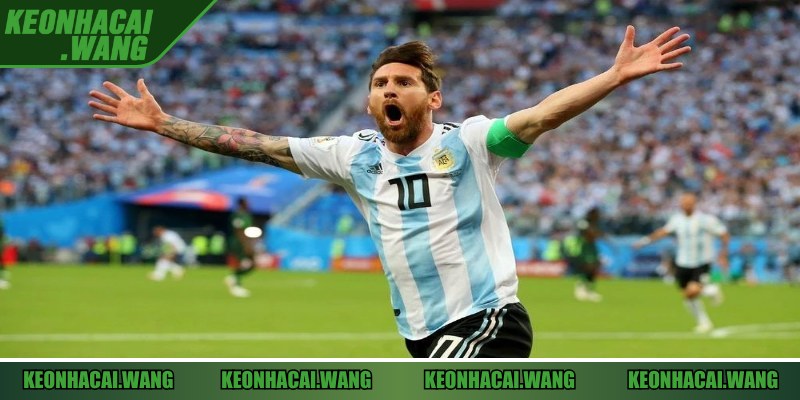 Phong độ hiện tại của Messi tại cấp CLB và tuyển quốc gia