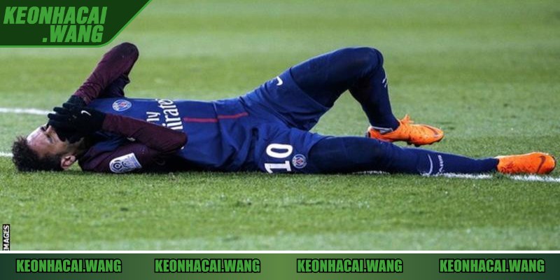 Neymar dính chấn thương tác động tới cơ hội vô địch của Brazil
